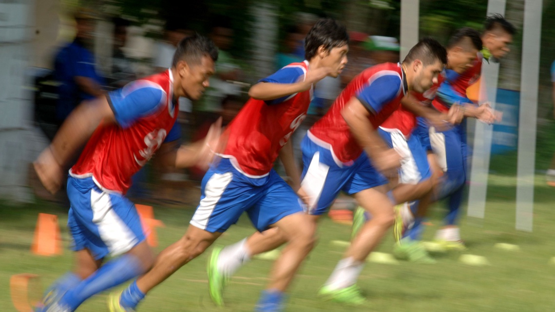 Madura United FC Gelar Latihan di Stadion Gelora Bangkalan Madura United FC Gelar Latihan di Stadion Gelora Bangkalan
