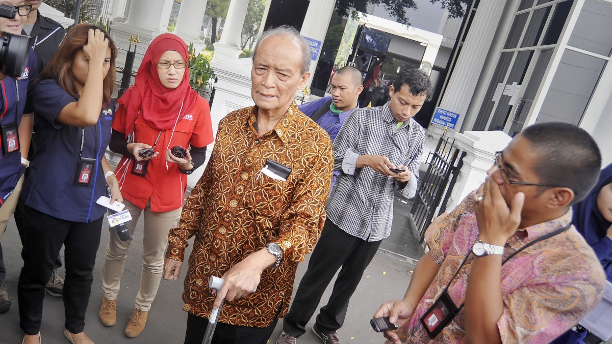 Syafii Maarif Minta Guru Sejarah Bantu Tangkal Intoleransi Syafii Maarif Minta Guru Sejarah Bantu Tangkal Intoleransi