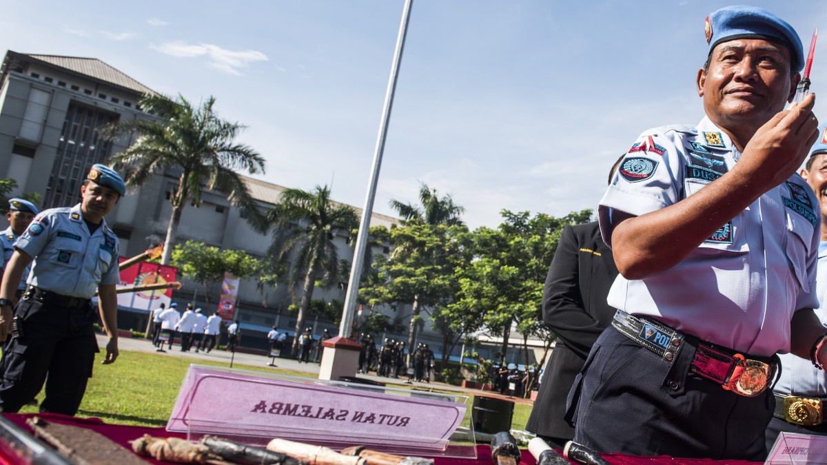 Razia Narkoba, Petugas Temukan Uang dan HP di Lapas Razia Narkoba, Petugas Temukan Uang dan HP di Lapas