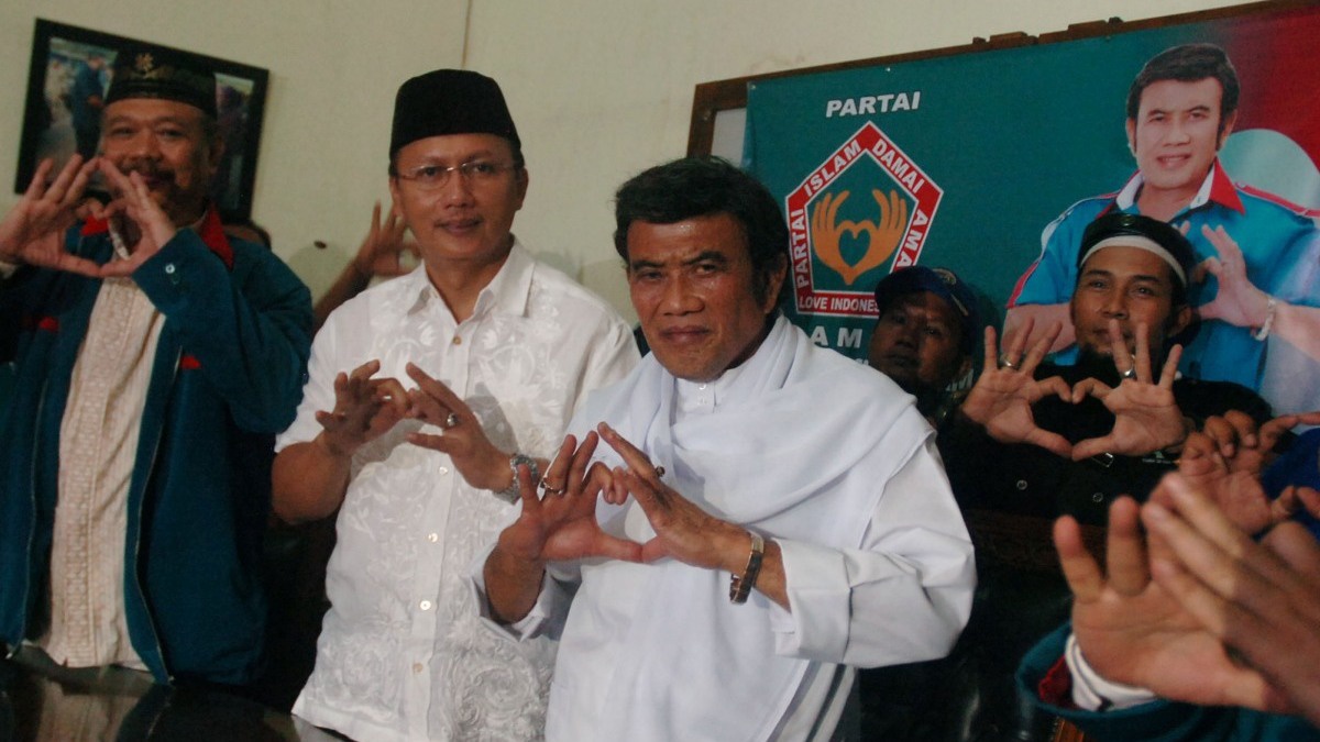 Rhoma Irama: Partai Idaman Akan Dukung Penantang Ahok Rhoma Irama: Partai Idaman Akan Dukung Penantang Ahok