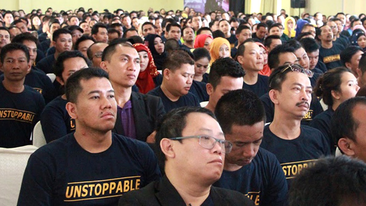 OJK Diminta Tegas Pada Penyedia Investasi Bodong OJK Diminta Tegas Pada Penyedia Investasi Bodong