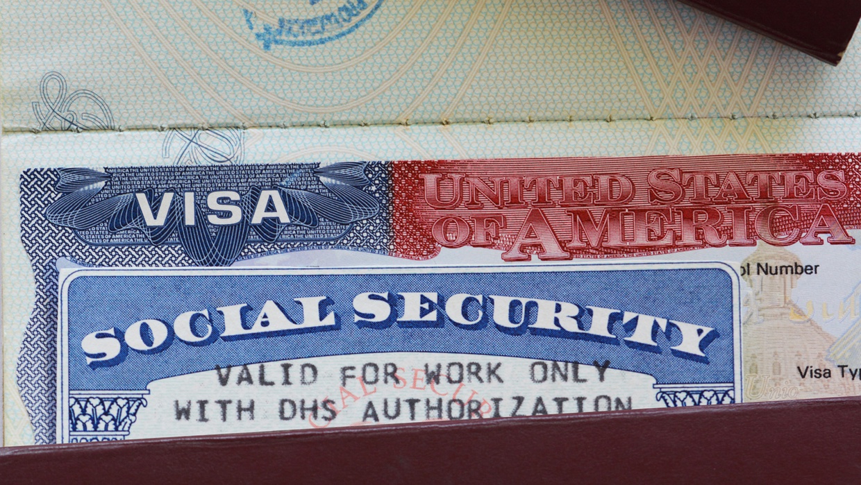 Postingan Media Sosial Bisa Bikin Susah Masuk Amerika Postingan Media Sosial Bisa Bikin Susah Masuk Amerika