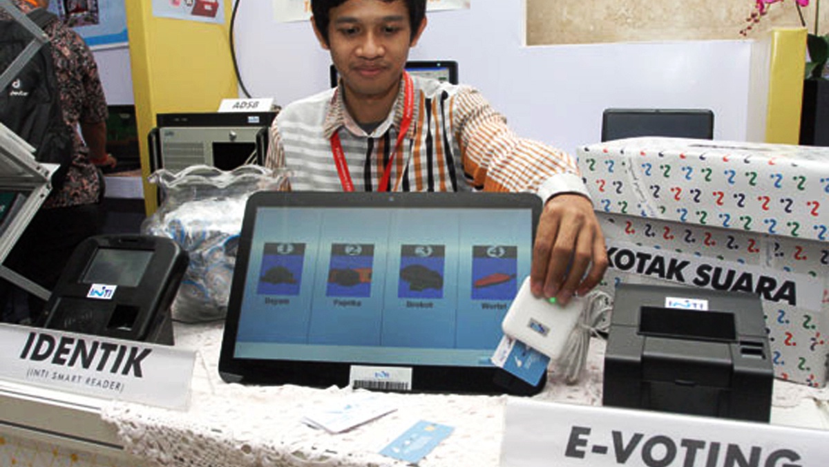 Plus-Minus Pencoblosan Elektronik ala Amerika Serikat Plus-Minus Pencoblosan Elektronik ala Amerika Serikat