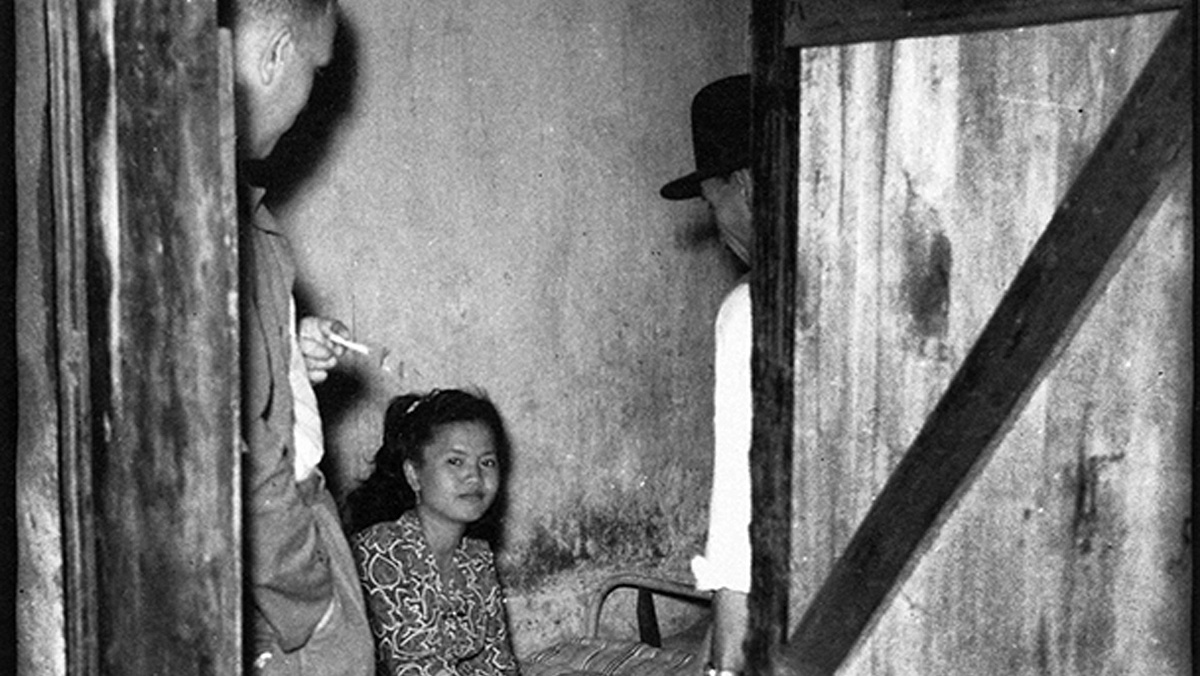 Obat Kesepian Lelaki Belanda: Nyai, Pelacuran, dan Guling Obat Kesepian Lelaki Belanda: Nyai, Pelacuran, dan Guling