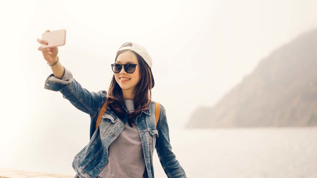 Bagian Kiri Wajah Adalah Sudut Selfie Terbaik Bagian Kiri Wajah Adalah Sudut Selfie Terbaik