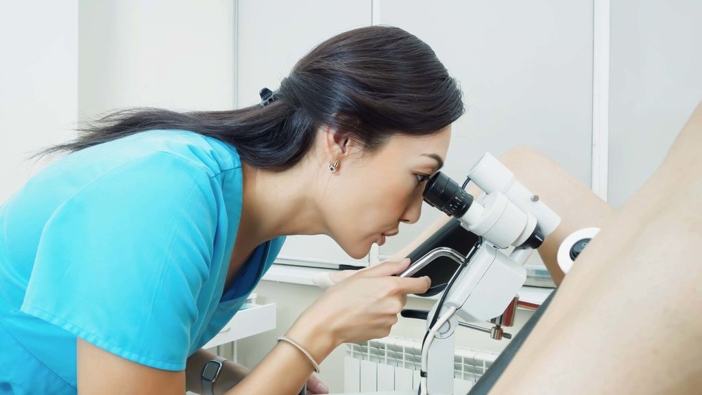 Apa Itu Pap Smear Sebelum Vaksin HPV: Tes Skrining Kanker Serviks Apa Itu Pap Smear Sebelum Vaksin HPV: Tes Skrining Kanker Serviks