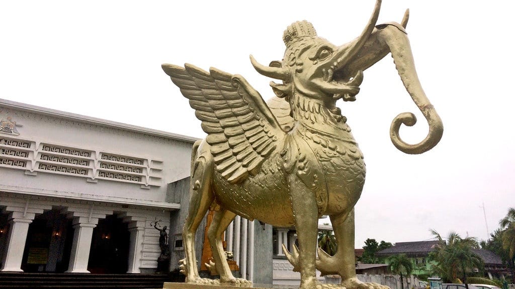 Kerajaan Kutai Kartanegara: Sejarah, Letak, & Daftar Raja-Sultan Kerajaan Kutai Kartanegara: Sejarah, Letak, & Daftar Raja-Sultan
