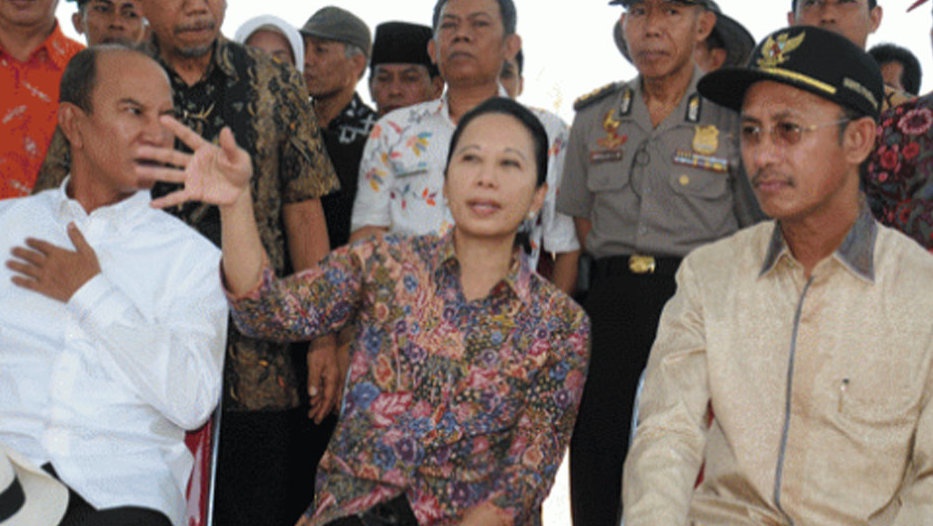 Menilik Jejak Politik Bupati Pamekasan yang Ditangkap KPK Menilik Jejak Politik Bupati Pamekasan yang Ditangkap KPK