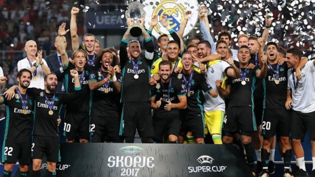 Hasil Laga Real Madrid vs MU Skor Akhir 2-1 Hasil Laga Real Madrid vs MU Skor Akhir 2-1