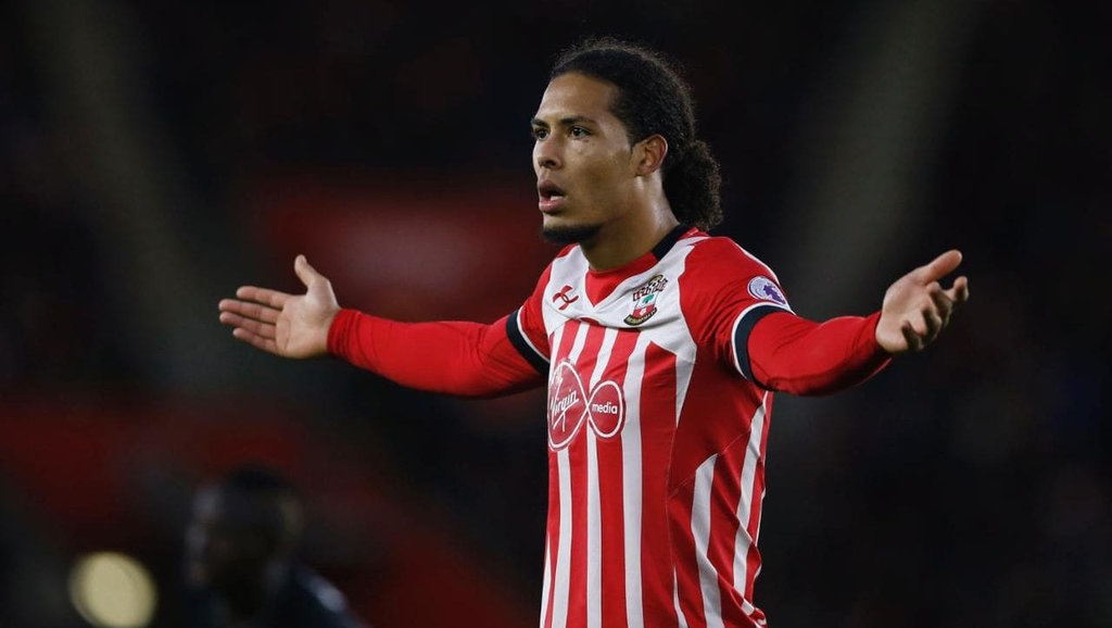 Virgil van Dijk Gabung Liverpool dengan Status Bek Termahal Dunia Virgil van Dijk Gabung Liverpool dengan Status Bek Termahal Dunia