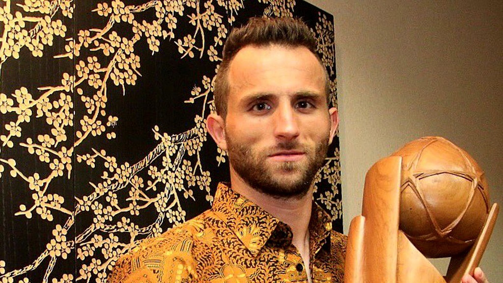 Nasionalisme 100 Persen Ilija Spasojevic Nasionalisme 100 Persen Ilija Spasojevic