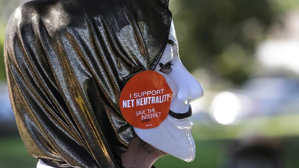 Net Neutrality, dan Diskriminasi Internet di Era Trump Net Neutrality, dan Diskriminasi Internet di Era Trump