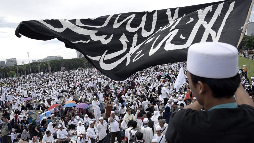 Kenapa Cuma PKS yang Kerahkan Kader untuk Reuni 212? Kenapa Cuma PKS yang Kerahkan Kader untuk Reuni 212?