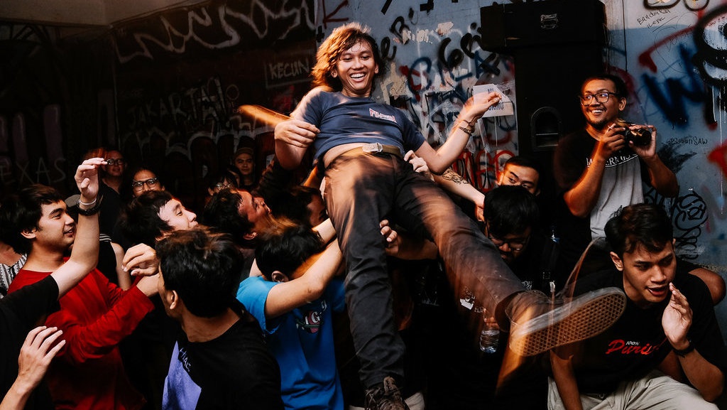 Cerita-Cerita Pelecehan Seksual dalam Gempita Konser Cerita-Cerita Pelecehan Seksual dalam Gempita Konser