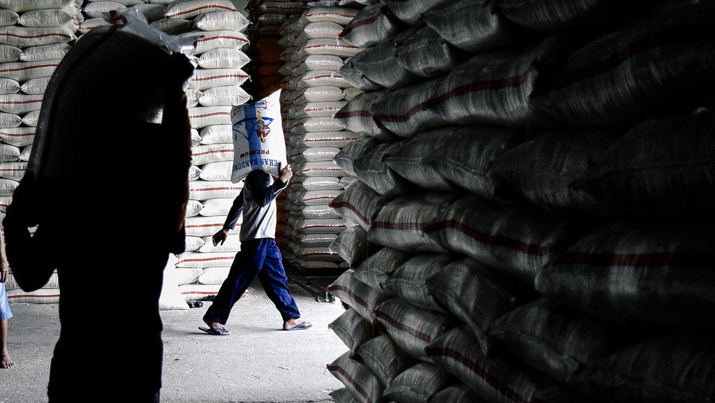 Pasokan Beras di Pasar Induk Beras Turun Pasokan Beras di Pasar Induk Beras Turun