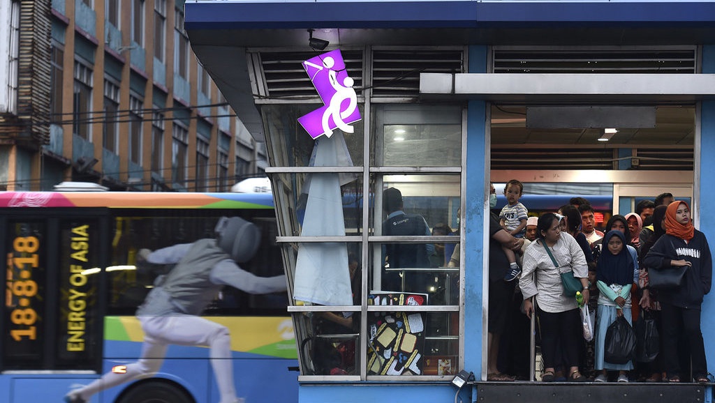 15 Unit Bus Transjakarta Kini Melayani Dua Rute Baru 15 Unit Bus Transjakarta Kini Melayani Dua Rute Baru
