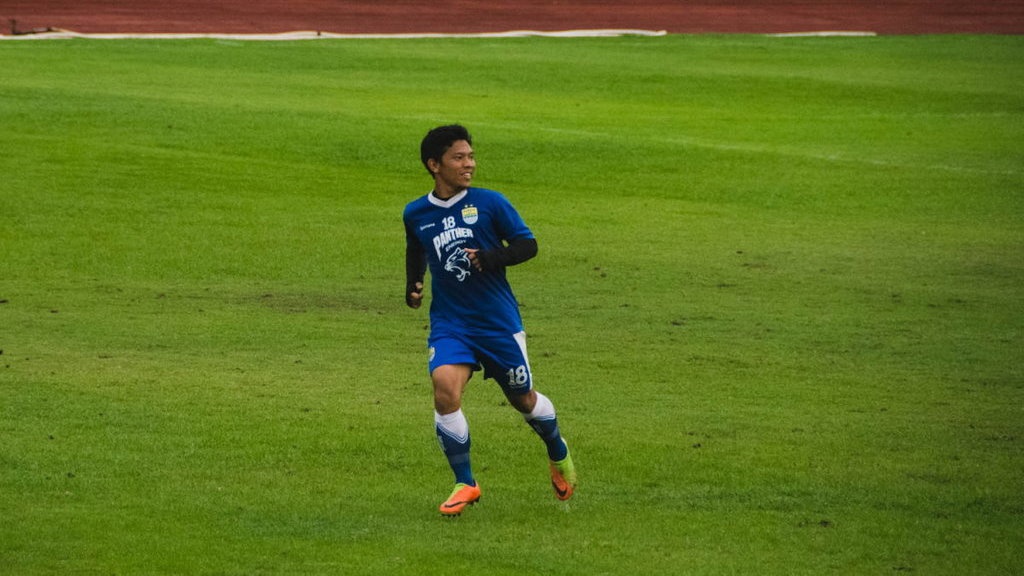 Eka Ramdani Pensiun dari Sepak Bola Usai Kontraknya Habis di Persib Eka Ramdani Pensiun dari Sepak Bola Usai Kontraknya Habis di Persib