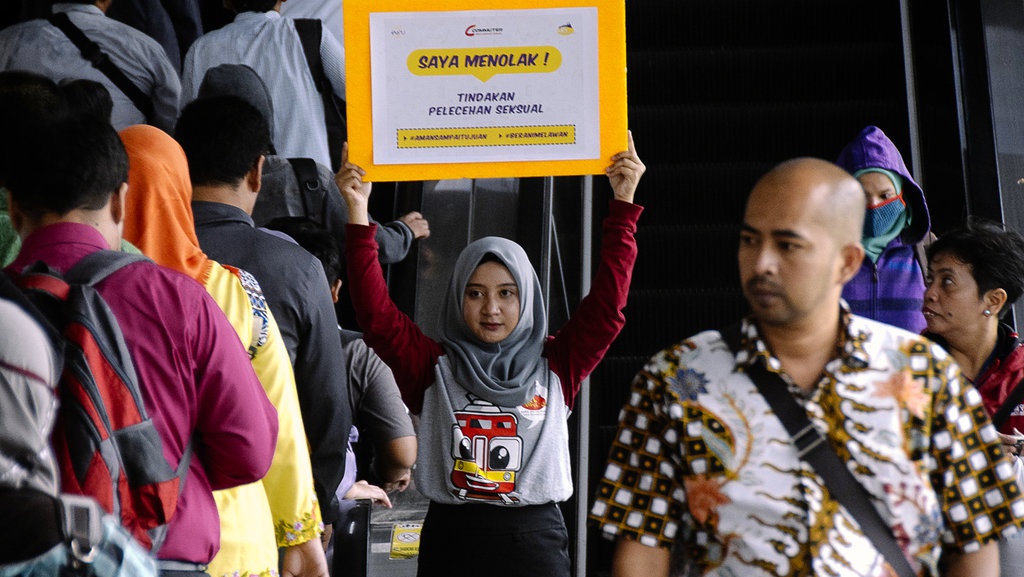 Aksi Melawan Kekerasan Seksual di Kereta Aksi Melawan Kekerasan Seksual di Kereta