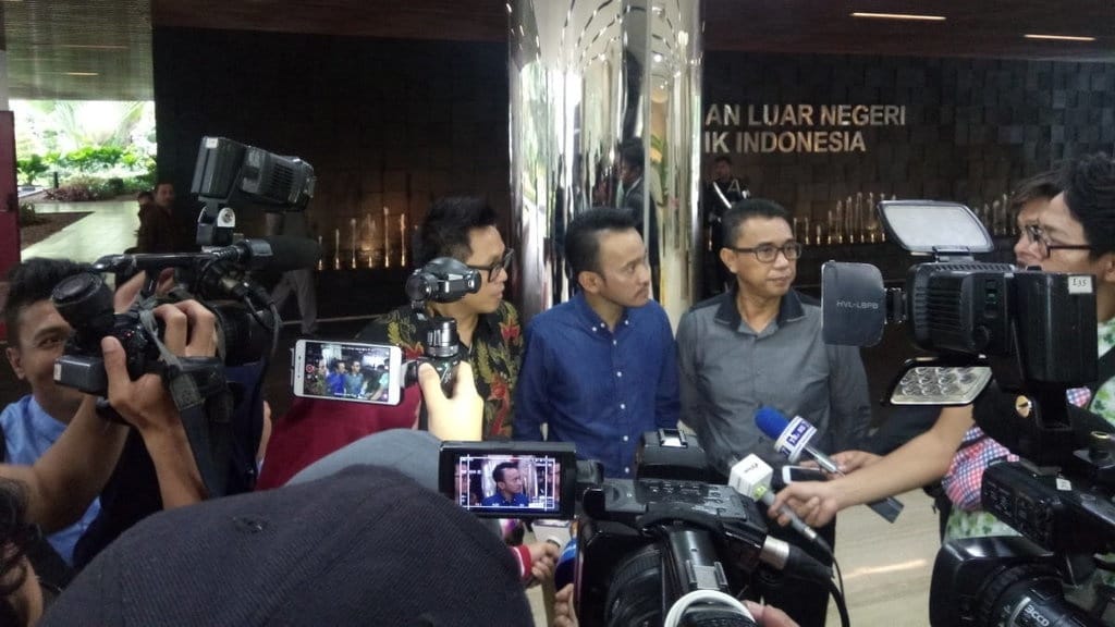 PASKI Siap Patungan Bebaskan 2 Pelawak yang Ditahan di Hongkong PASKI Siap Patungan Bebaskan 2 Pelawak yang Ditahan di Hongkong
