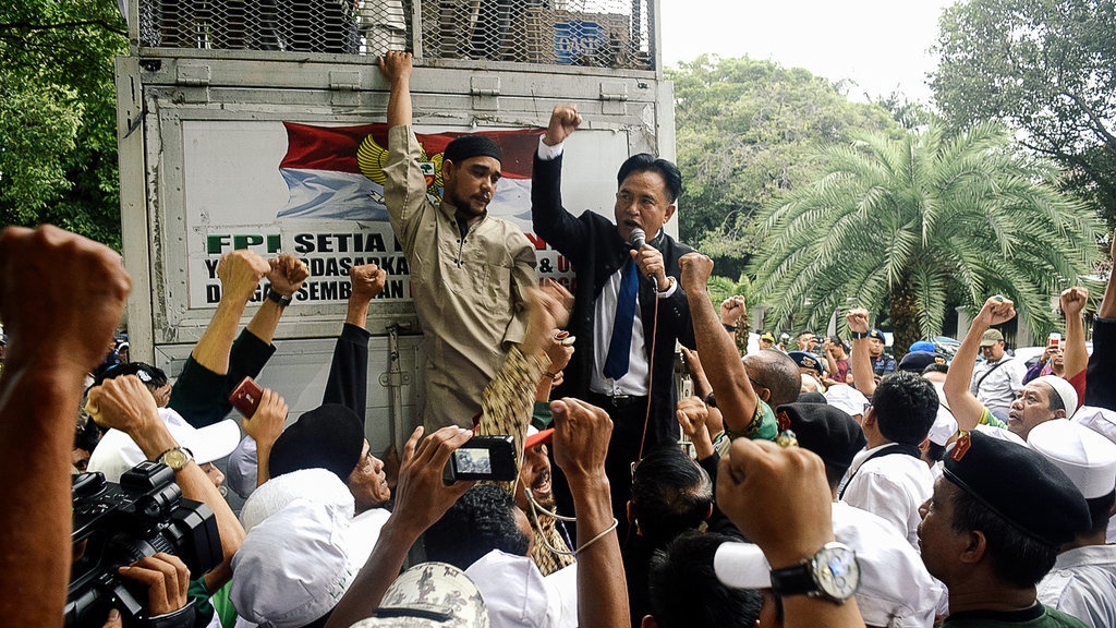 Aksi Simpatisan Partai Bulan Bintang di KPU Aksi Simpatisan Partai Bulan Bintang di KPU