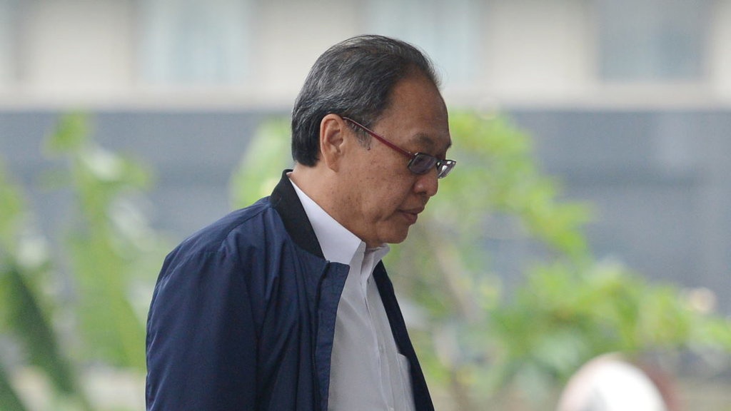 KPK Periksa Made Oka Sebagai Tersangka Korupsi E-KTP KPK Periksa Made Oka Sebagai Tersangka Korupsi E-KTP
