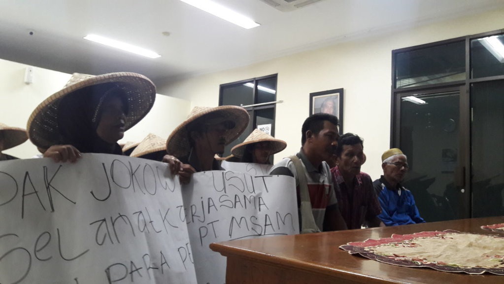 Warga Pulau Laut Mengadu ke Komnas HAM Soal Konflik Agraria Warga Pulau Laut Mengadu ke Komnas HAM Soal Konflik Agraria