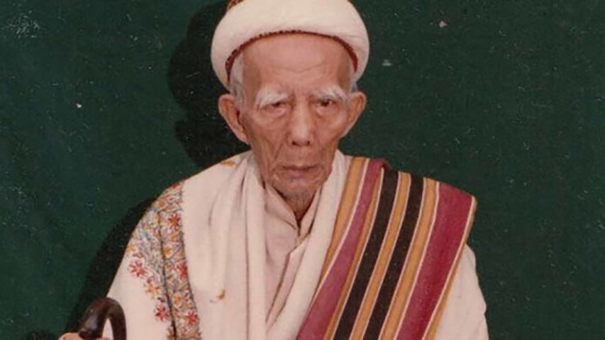 Persaingan Politik di NTB Melahirkan Dua Tuan Guru Bajang Persaingan Politik di NTB Melahirkan Dua Tuan Guru Bajang