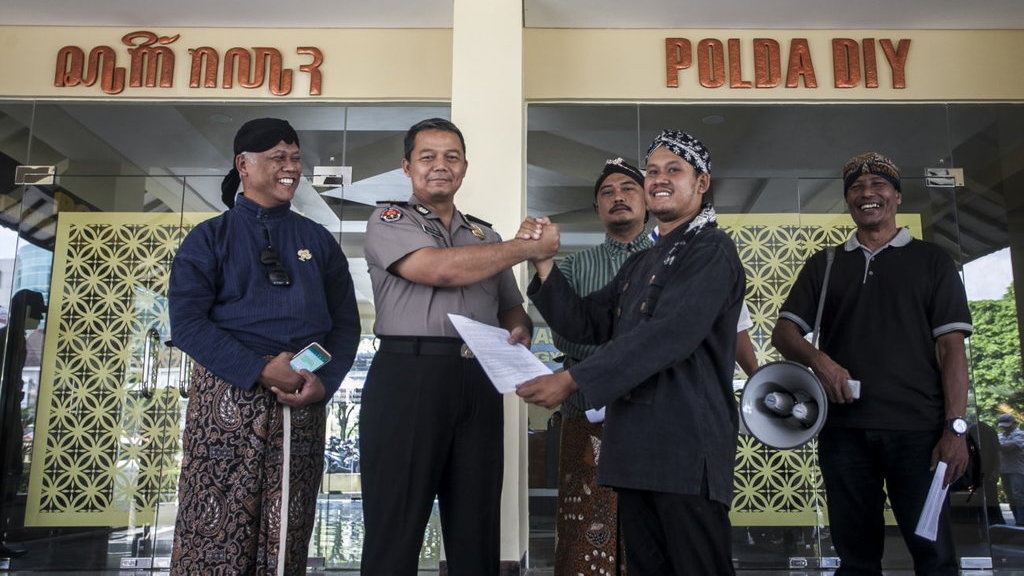 Sultan Yogya Enggan Komentari Tersangka Pengancam Dirinya Sultan Yogya Enggan Komentari Tersangka Pengancam Dirinya