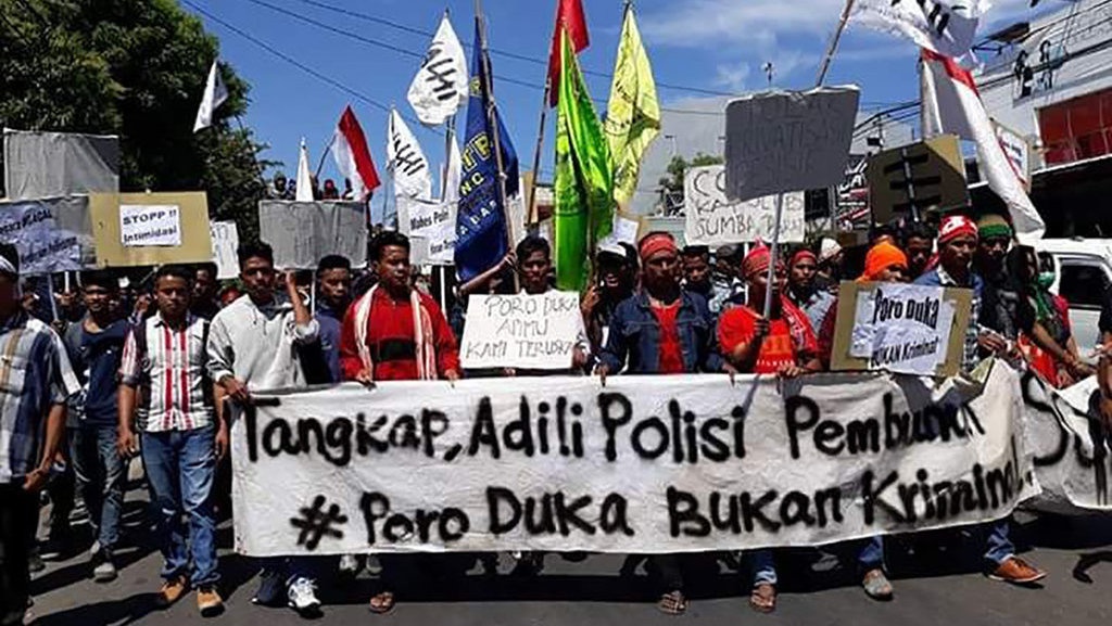 Konflik Agraria di Pulau Sumba: Peluru Polisi di Dada Poro Duka Konflik Agraria di Pulau Sumba: Peluru Polisi di Dada Poro Duka