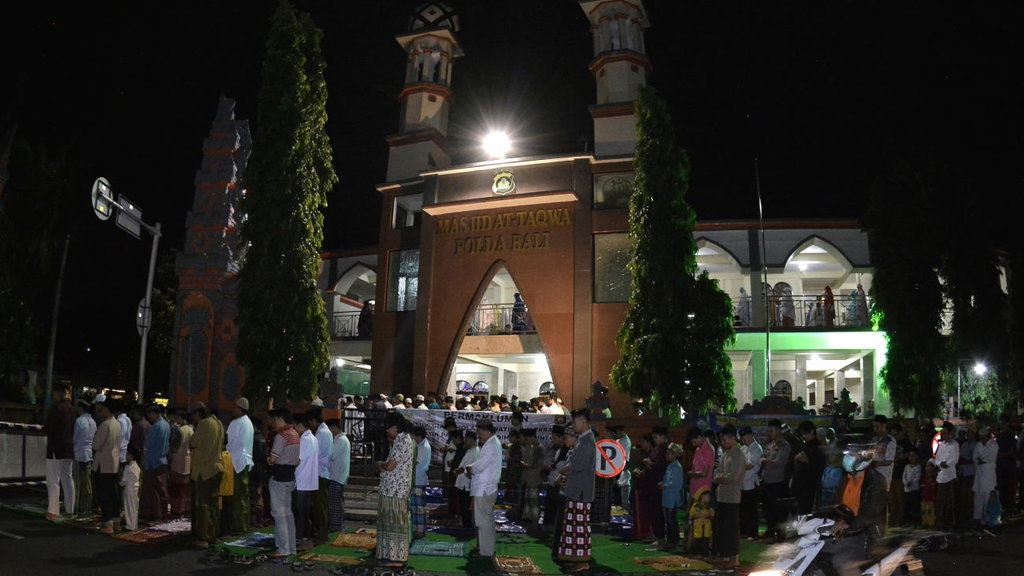 Jadwal Imsak, Subuh, dan Buka Puasa 2018 di Denpasar Hari Ini Jadwal Imsak, Subuh, dan Buka Puasa 2018 di Denpasar Hari Ini
