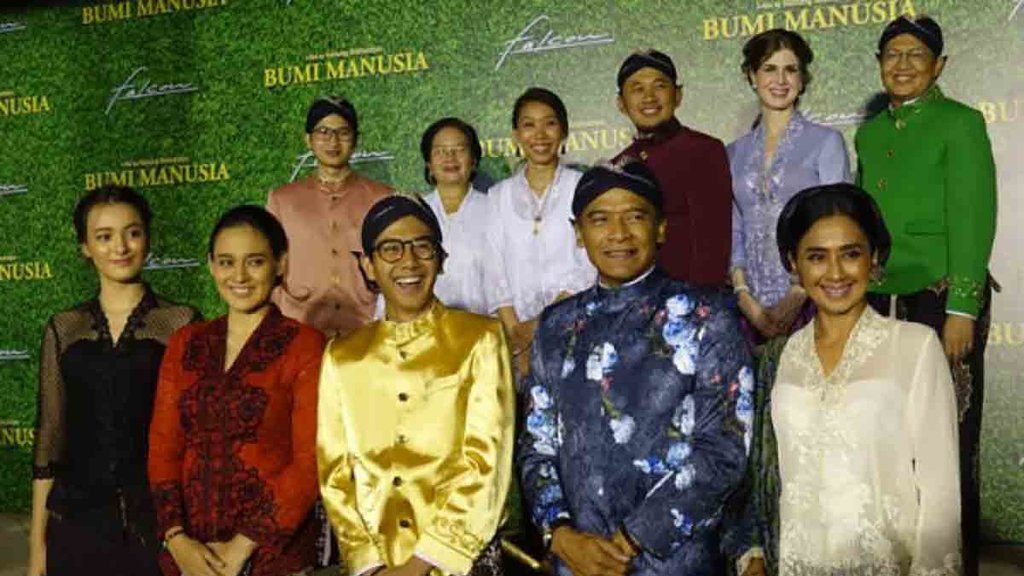 Iqbaal Ramadhan Akan Perankan Tokoh Minke di Film Bumi Manusia Iqbaal Ramadhan Akan Perankan Tokoh Minke di Film Bumi Manusia