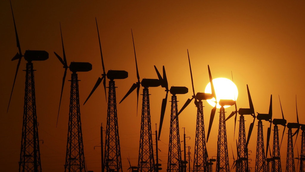 Mengenal Sumber Energi Alternatif: Matahari, Angin, hingga Air Mengenal Sumber Energi Alternatif: Matahari, Angin, hingga Air