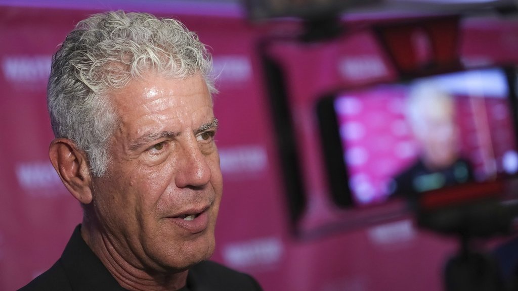Juru Masak Anthony Bourdain Meninggal Dunia di Usia 61 Tahun Juru Masak Anthony Bourdain Meninggal Dunia di Usia 61 Tahun