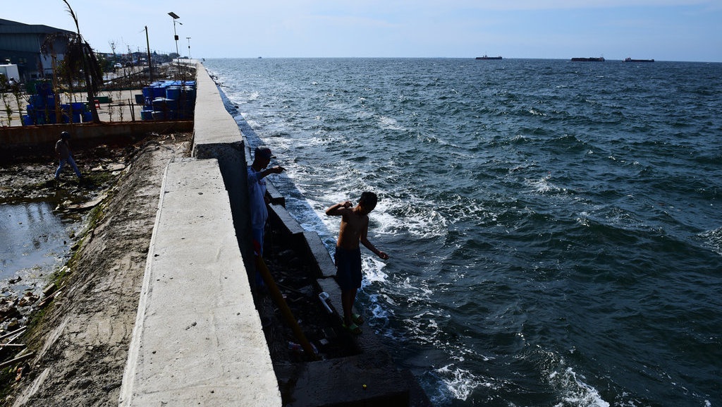 Proyek Tanggul Laut Jakarta Berlanjut & Dibangun Tol di Atasnya Proyek Tanggul Laut Jakarta Berlanjut & Dibangun Tol di Atasnya