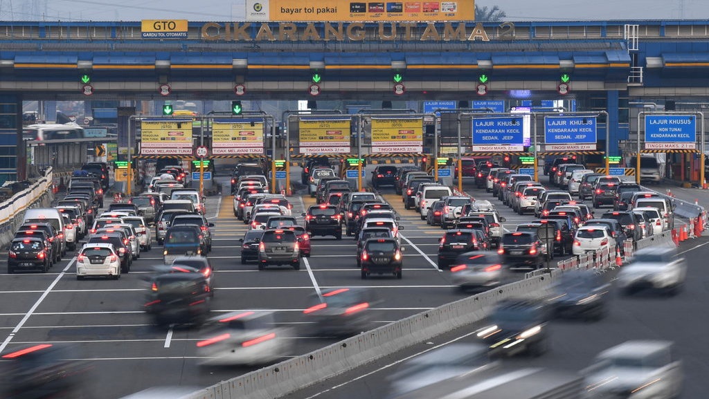 One Way Arus Balik Lebaran 2019 Mulai Diberlakukan Hari Ini One Way Arus Balik Lebaran 2019 Mulai Diberlakukan Hari Ini
