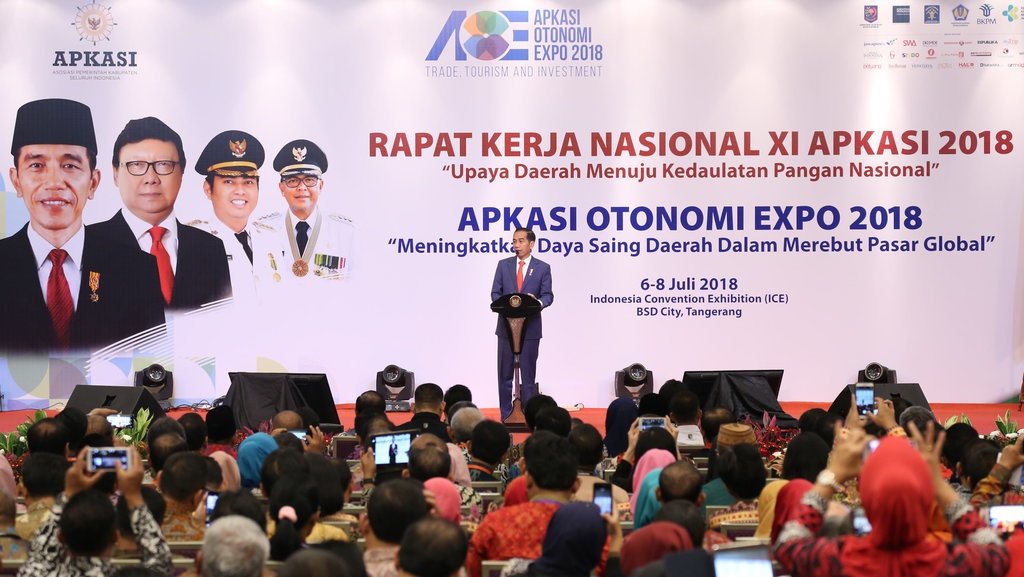 Bupati Sragen Klaim Apkasi Dukung Jokowi 2 Periode Bupati Sragen Klaim Apkasi Dukung Jokowi 2 Periode