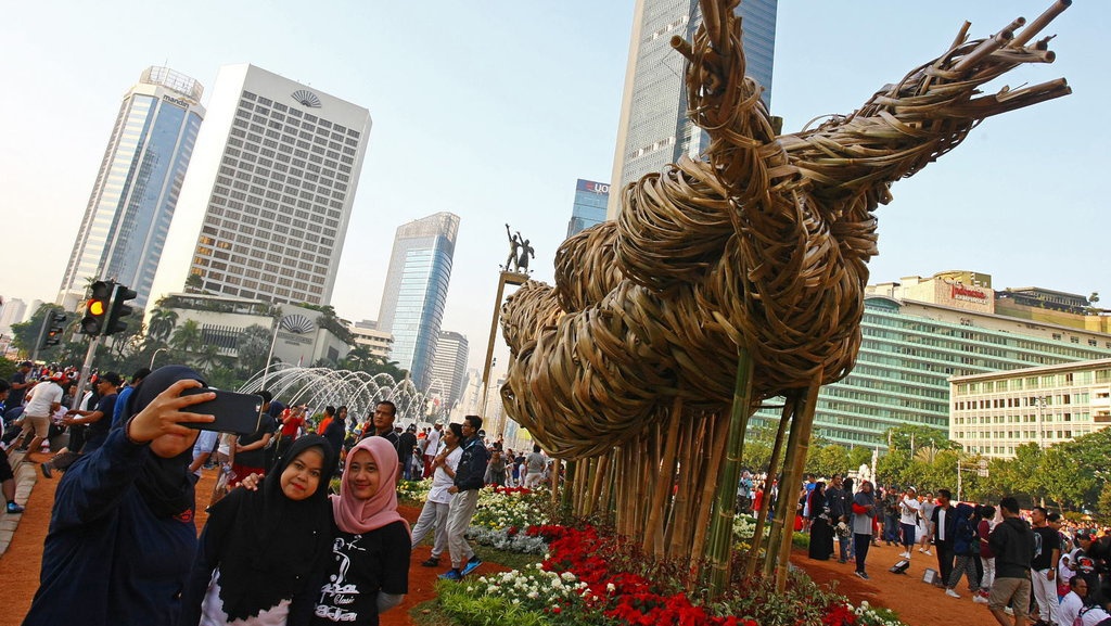 Anies: Instalasi Getah Getih Pakai Bambu Lokal untuk Dukung Petani Anies: Instalasi Getah Getih Pakai Bambu Lokal untuk Dukung Petani