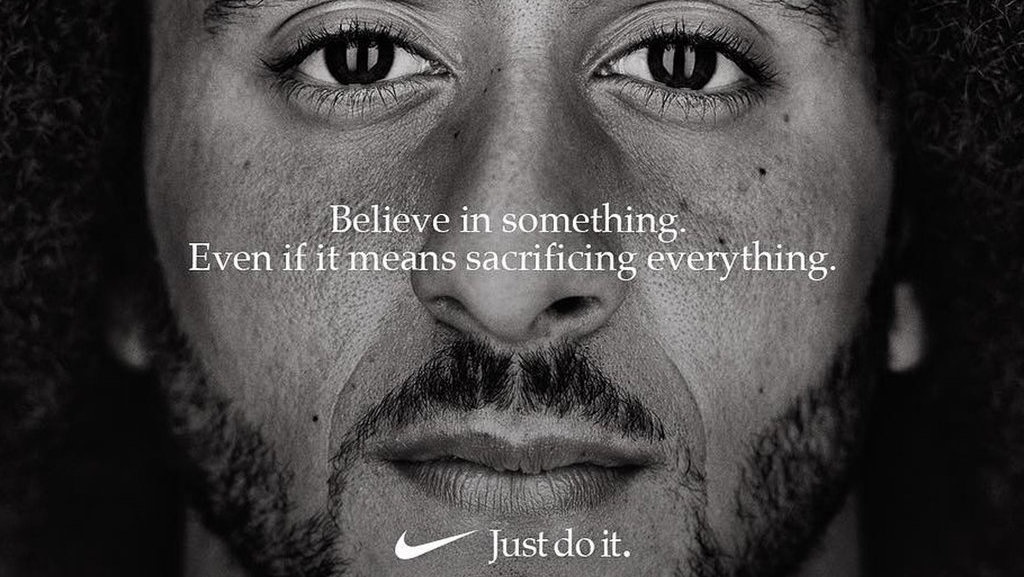Colin Kaepernick, NIKE, dan Protes Anti Rasisme Para Atlet Colin Kaepernick, NIKE, dan Protes Anti Rasisme Para Atlet