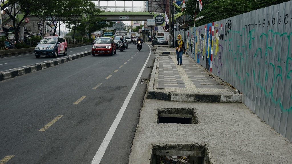 Trotoar Sering Jadi Area Parkir, Pemkot Depok Siapkan Aturan Trotoar Sering Jadi Area Parkir, Pemkot Depok Siapkan Aturan
