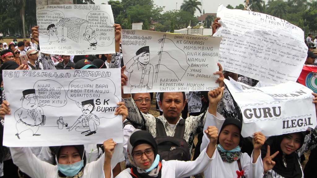 Guru Honorer Bandung 4 Bulan Tak Digaji, Hidup dari Pinjaman Guru Honorer Bandung 4 Bulan Tak Digaji, Hidup dari Pinjaman