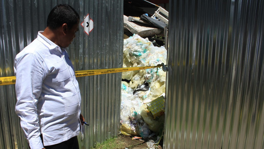 Bahaya Limbah Medis Rumah Sakit yang Dibuang Sembarangan Bahaya Limbah Medis Rumah Sakit yang Dibuang Sembarangan
