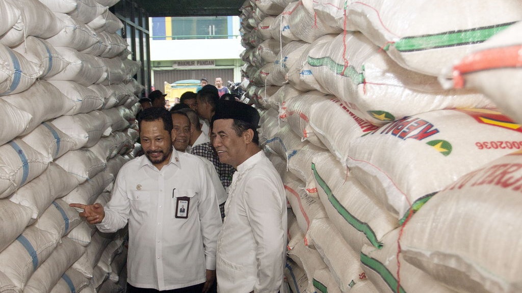 Ekspor Beras ala Dirut Bulog Budi Waseso yang Dikritik Darmin Ekspor Beras ala Dirut Bulog Budi Waseso yang Dikritik Darmin