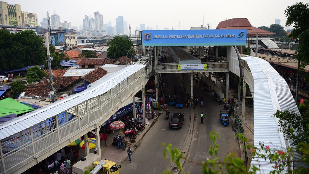 Skybridge akan Diresmikan Segera, 446 PKL akan Dipindahkan Skybridge akan Diresmikan Segera, 446 PKL akan Dipindahkan