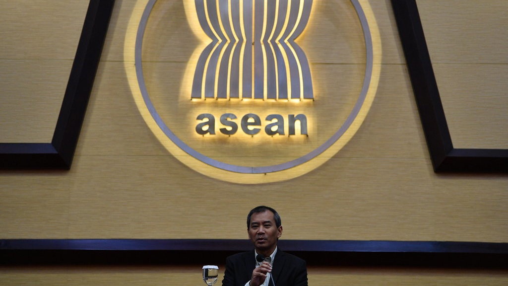 Saat Cina dan Amerika Berebut Pengaruh di Asia Tenggara Saat Cina dan Amerika Berebut Pengaruh di Asia Tenggara