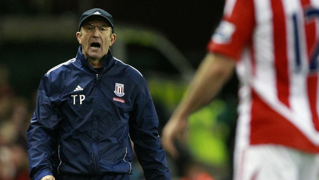 Mengenang Pulisball: Filosofi Tony Pulis bersama Stoke City Mengenang Pulisball: Filosofi Tony Pulis bersama Stoke City