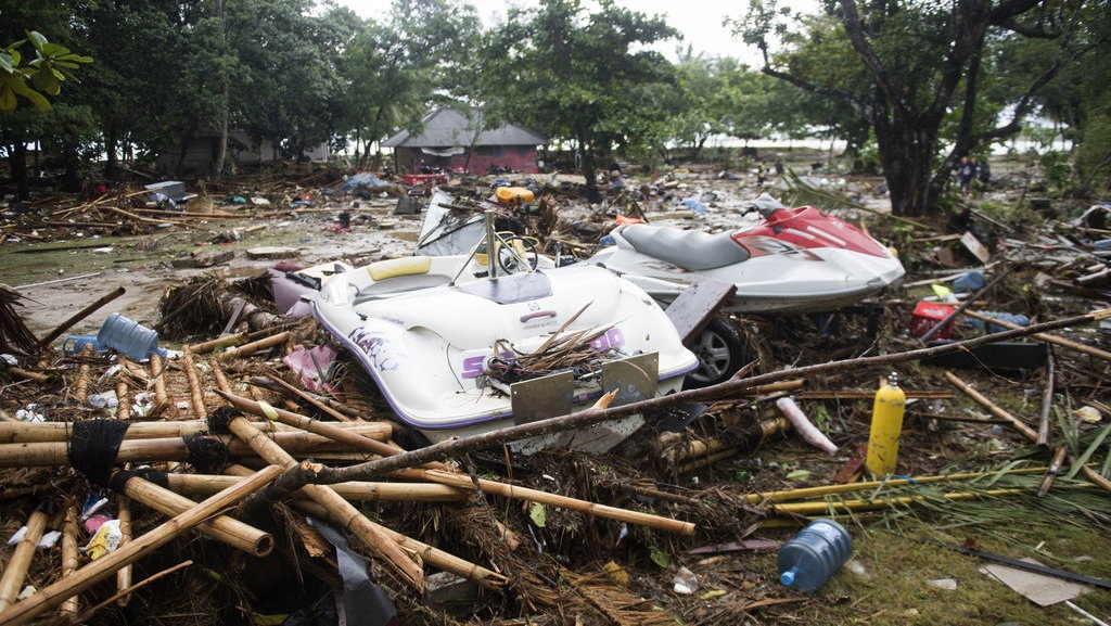 Simpang Siur Info Tsunami di Selat Sunda, Tanggung Jawab Siapa? Simpang Siur Info Tsunami di Selat Sunda, Tanggung Jawab Siapa?