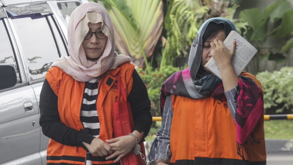 KPK Limpahkan Berkas 5 Tersangka Suap Meikarta ke PN Bandung KPK Limpahkan Berkas 5 Tersangka Suap Meikarta ke PN Bandung