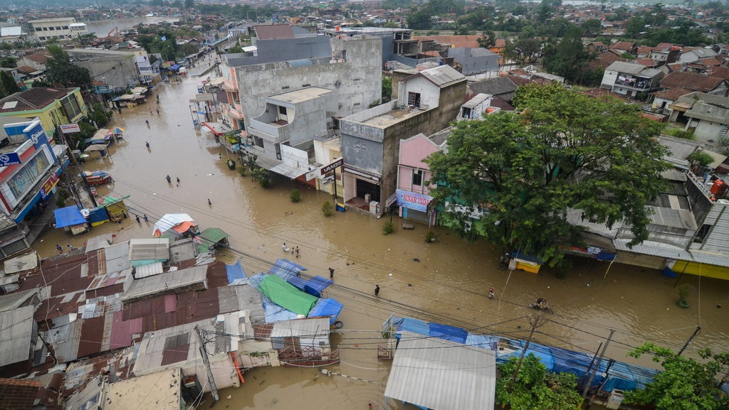 Banjir Bandang di Kabupaten Bandung, Tiga Korban Tewas Banjir Bandang di Kabupaten Bandung, Tiga Korban Tewas