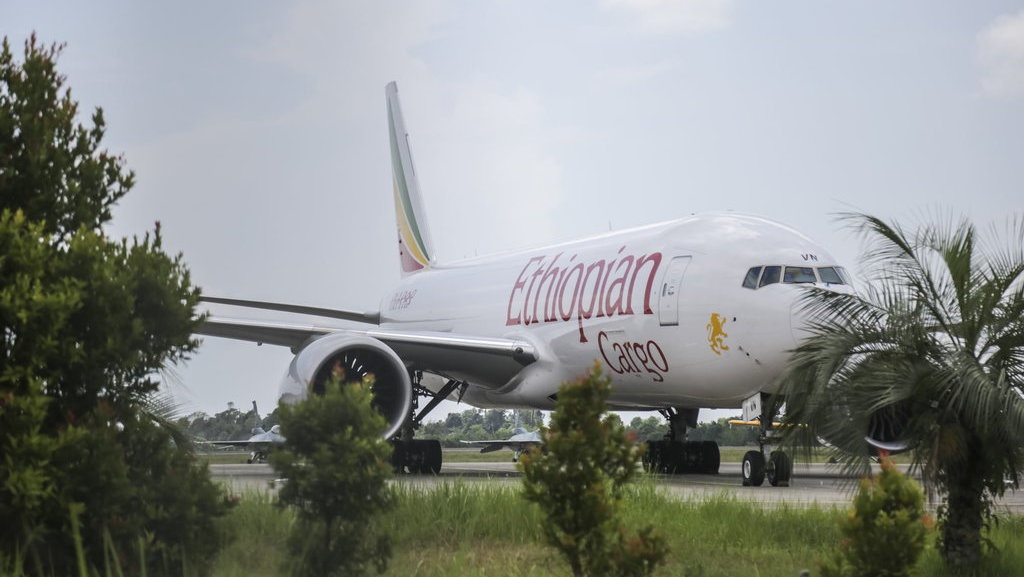 Sejumlah Negara Larang Penerbangan Boeing 737 Max 8 Sejumlah Negara Larang Penerbangan Boeing 737 Max 8