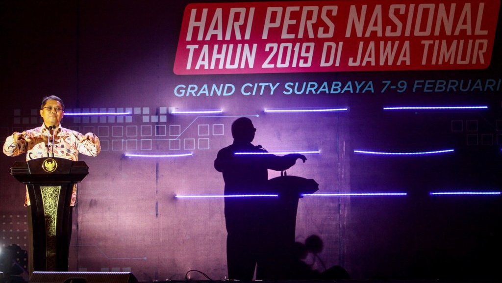 Hari Pers Nasional: 22 Wartawan Senior Terima Kartu Pers Istimewa Hari Pers Nasional: 22 Wartawan Senior Terima Kartu Pers Istimewa